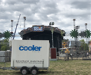 Hűtőkocsi bérlés - Balaton sound